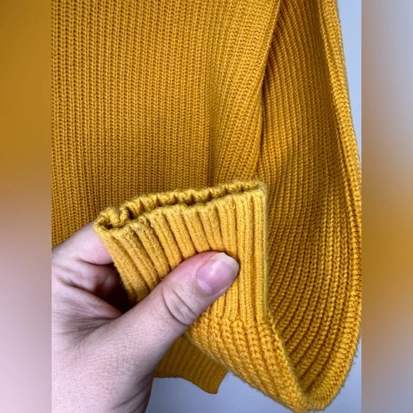 Hollister Mustard Yellow Chunky Knit Sweater Cozy Ribbed Crewneck Size S - Picture 7 of 7